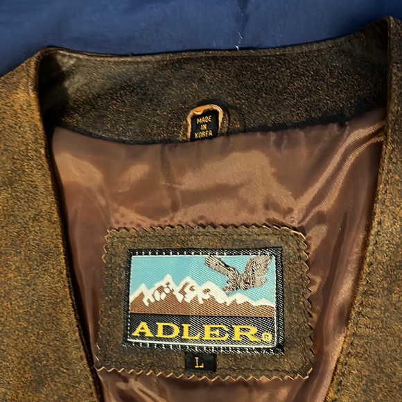 Genuine Leather Vest - Picture 2 of 5